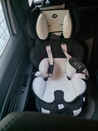Cadeirinha de bebê para carro