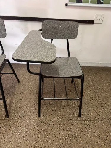 Cadeira de estudante 