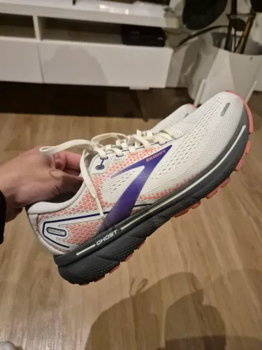Tenis Brooks Feminino