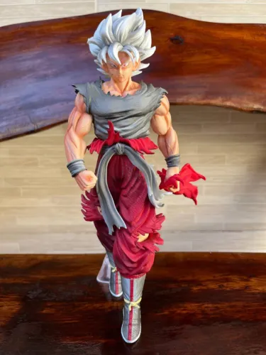 Action Figure Dragon Ball - Goku Instinto Superior 30cm
