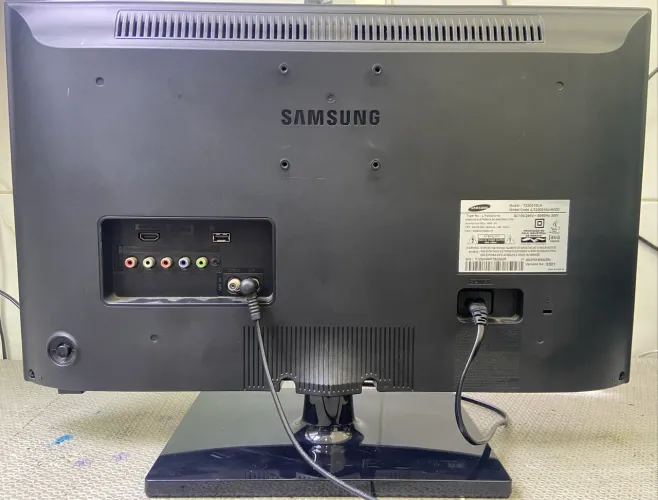 Tv Samsung T23 polegadas 