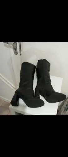 Bota de Couro Preta