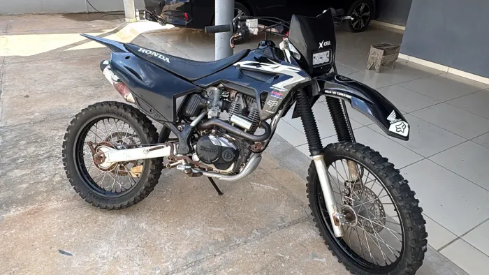 CRF 230F - ANO 2017