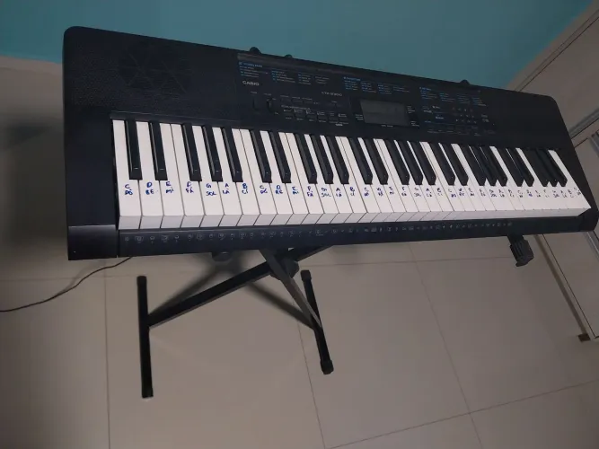 Teclado Cássio elétrico