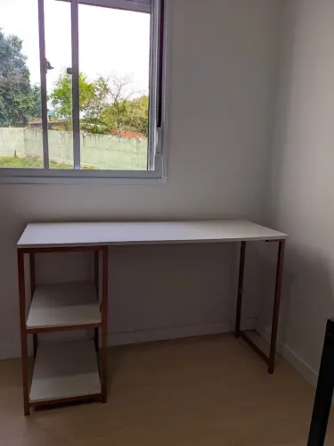Vendo Escrivaninha
