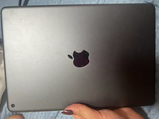 Vendo um iPad série 9 