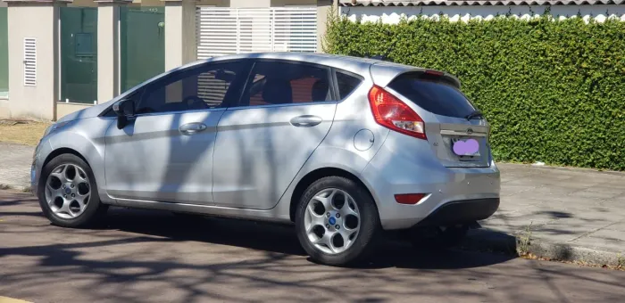 Ford Fiesta SE 1.6 16V Flex 5P 2012