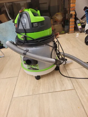 Extratora IPC Lava PRO Lite EP127 27L 1200W 220V - Pouquíssimo Uso