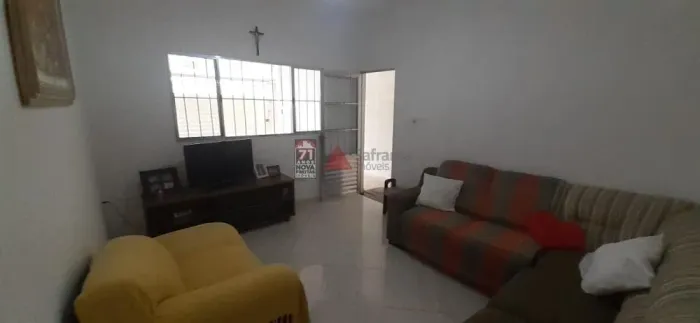 Casa Sobrado Padrão em Pindamonhangaba