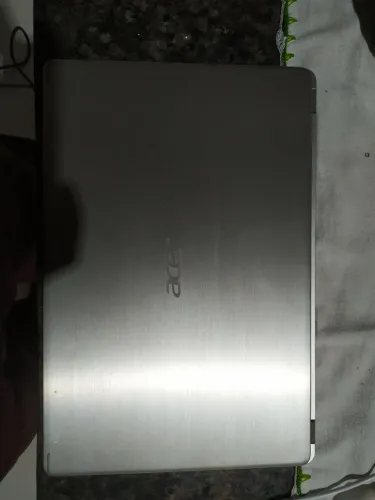 Notebook Acer carcaça de alumínio com SSD. SSD