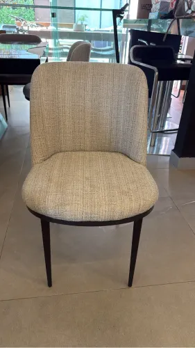 Cadeira para mesa de jantar