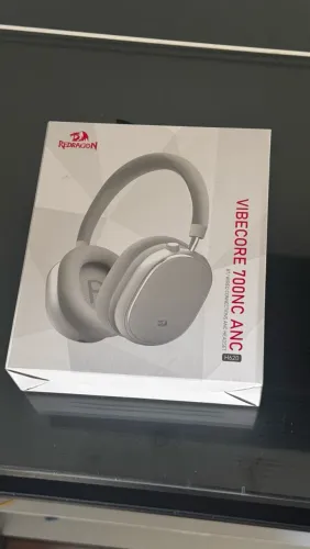 Headset Gamer Redragon Vibecore 700NC