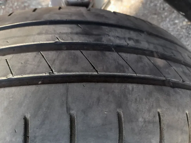 PNEU 195 65 15 GOODYEAR  STEP  O PAR