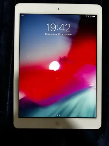 iPad Air Apple 1ª geração ? 16 GB ? Com trinco na tela