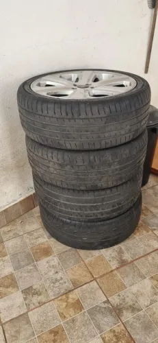 Rodas aro 18 modelo Bentley 