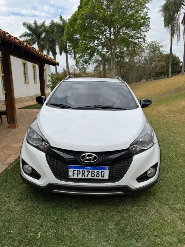 Hyundai HB20X Premium 1.6 Flex 16V Aut. 2015