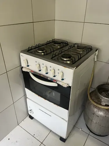 Vende-se fogão