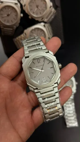 Relógio Bvlgari prata fosco 