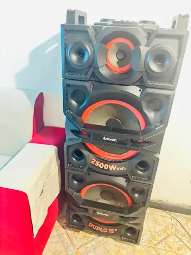 Vendo caixa de som ambos terremoto 2500 rms