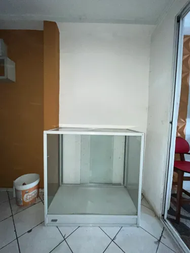 Balcão de vidro