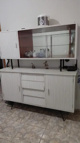 Armário de cozinha em fórmica