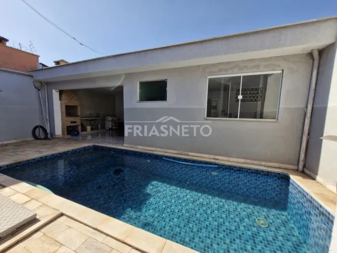 Casa térrea à venda no bairro Nova Piracicaba