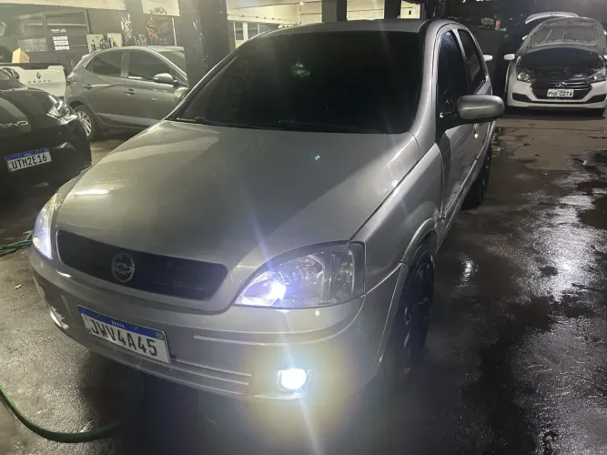 Chevrolet Corsa Hatchback 1.0 MPFI 8V 71cv 5P 2002