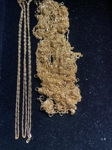 LOTE DE ESTOQUE 43 COLARES BANHADAS A OURO 18K