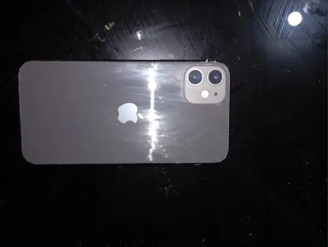 Troco por iPhone mais atualizado, dou volta também
