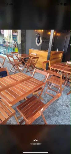 Mesas dobráveis com 4 cadeiras