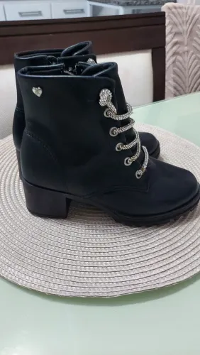 Bota menina 