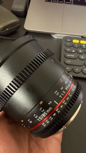 Rokinon Cine 85mm T1.5