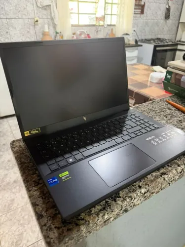 Notebook Gamer Acer Nitro V15 i7 13ª Geração / RTX 4050 / 16GB / 512GB SSD - Garantia 2026