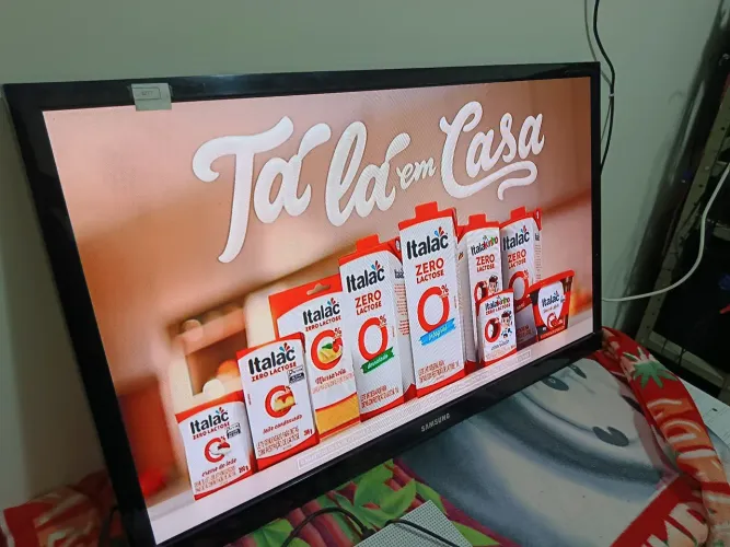 Vendo TV Samsung 43 dou garantia