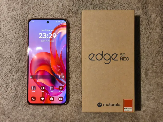 Moto Edge 50 Neo
