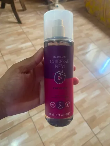 Vende se body splash