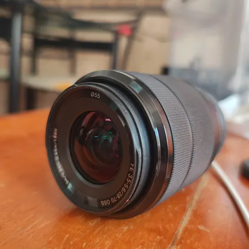 Lente Sony e-mount 28-70 f/3.5-5.6