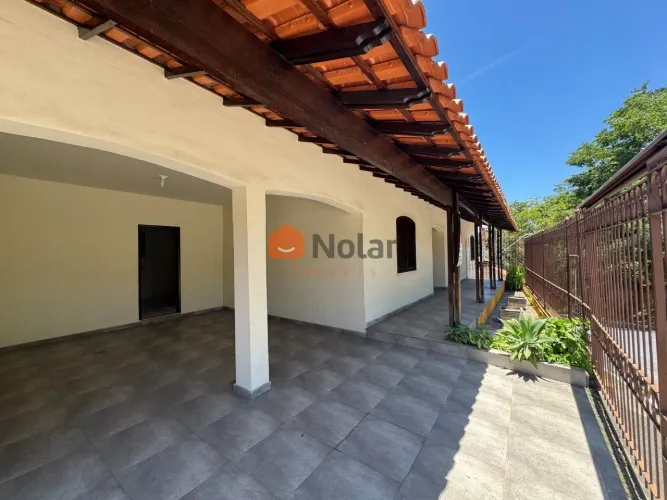 Casa á venda de 4 quartos com suíte e 4 vagas no bairro São Geraldo em Belo Horizonte MG