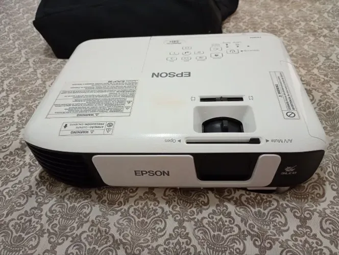 Projetor Epson PowerLite S41+