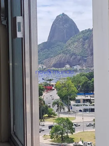 PRAIA DE BOTAFOGO , VISTA LATERAL PARA PÃO DE AÇÚCAR! APTO CLARO, AREJADO E SILENCIOSO. DO