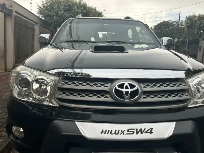 Toyota Hilux SW4 SRV D4-d 4X4 3.0 TDI Dies. AUT 2011