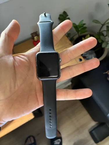 Apple Watch 3 series (eu acho)