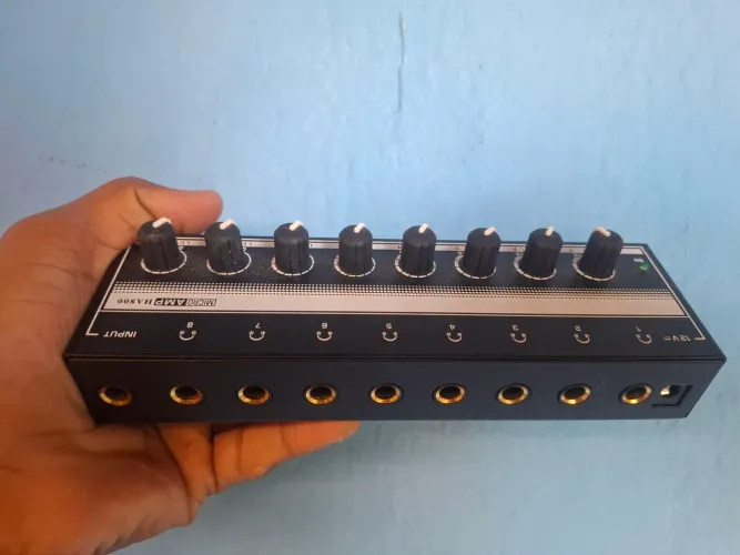 Amplificador de fone 