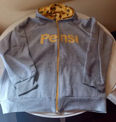 Lote de 1 Casaco GG Pensi e 7 camisas G e M