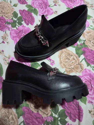 mocassim mosy tratorado schutz preto 37