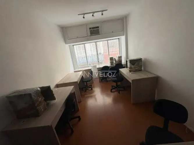 Sala : / Comercial / Centro