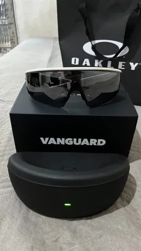 Óculos Oakley Meta Vanguard