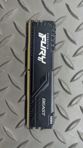 Memória RAM Kingston Fury 8GB DDR4