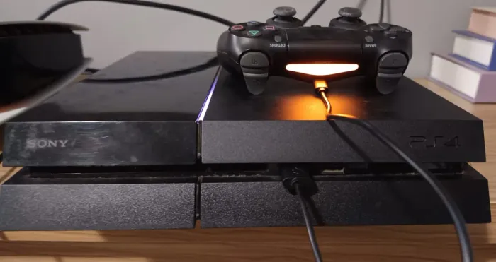 Vendo PS4 FAT 500gb + 19 jogos + VR