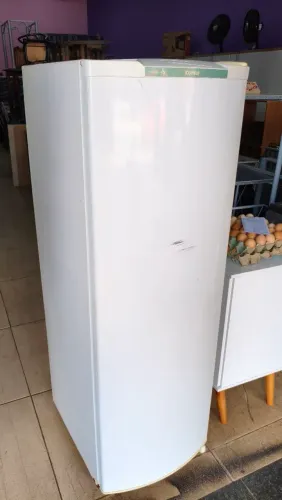 Geladeira muito nova